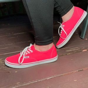 Vans neon pink low lace-up canvas TC6D, size 6